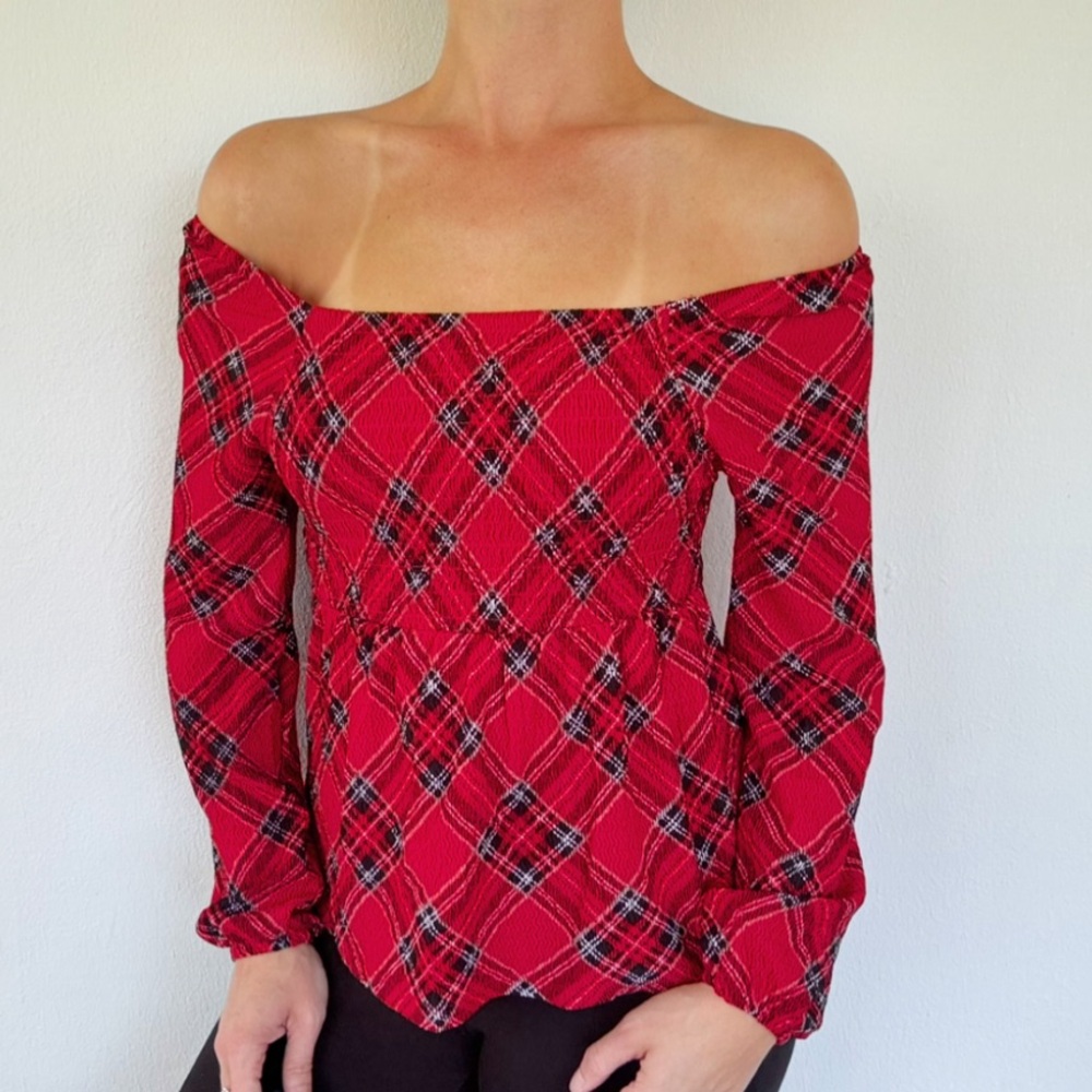 Self Esteem red plaid smocked off-shoulder long sleeve blouse size medium